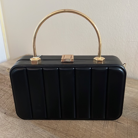 Most Wanted USA Structured Hard Shell Crossbody Purse New with tags Satin Lined - Picture 2 of 9